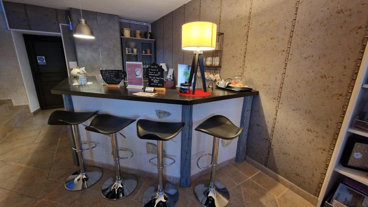 Domaine Le Puits Du Moulin Bed and Breakfast Comberjon Buitenkant foto