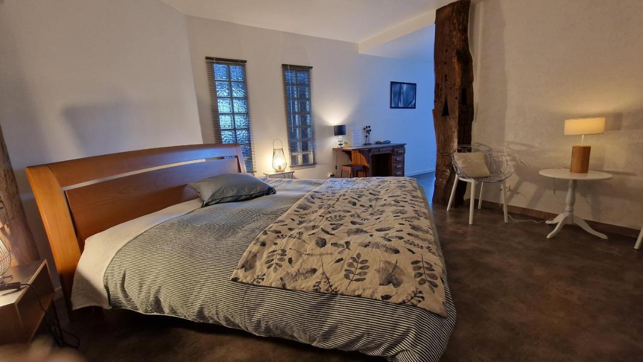 Domaine Le Puits Du Moulin Bed and Breakfast Comberjon Buitenkant foto
