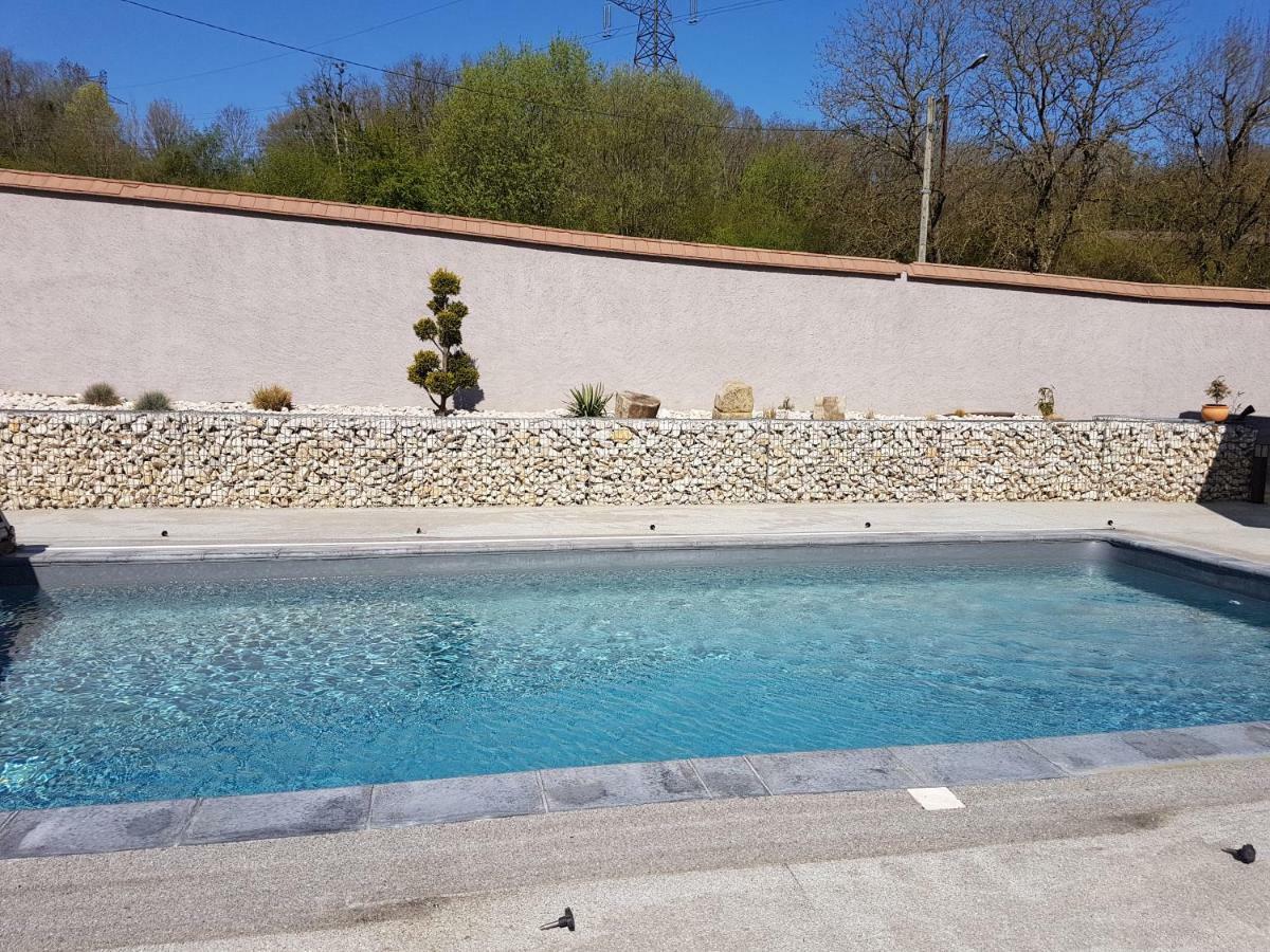 Domaine Le Puits Du Moulin Bed and Breakfast Comberjon Buitenkant foto